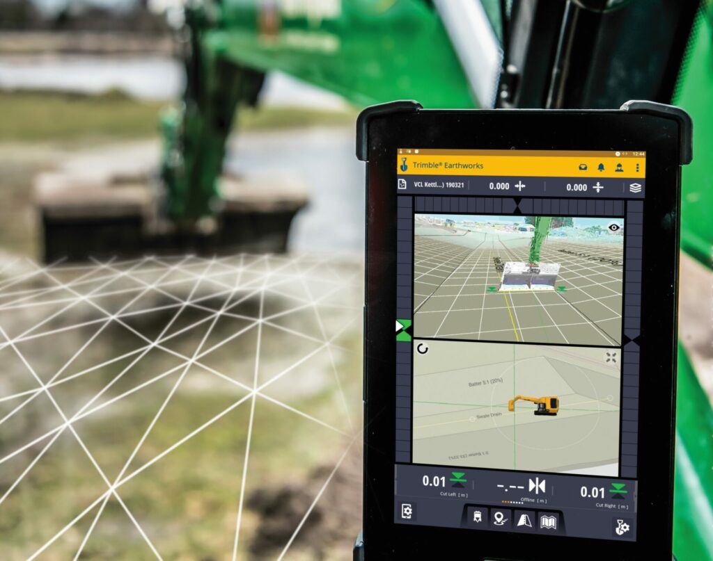 Noch nicht ganz BIM, aber fast: Ein Bagger arbeitet mit einem 3D-Modell.